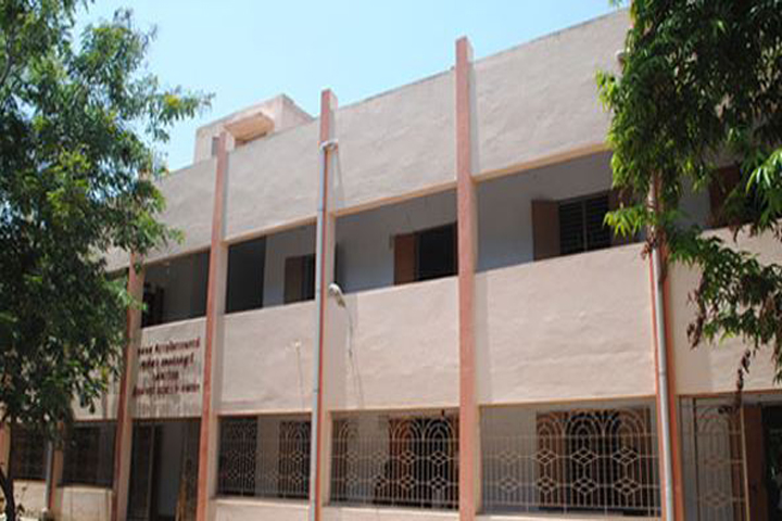 https://cache.careers360.mobi/media/colleges/social-media/media-gallery/16084/2020/12/19/Side View of Mannai Rajagopalaswamy Government Arts College Mannargudi_Campus-View.jpg
